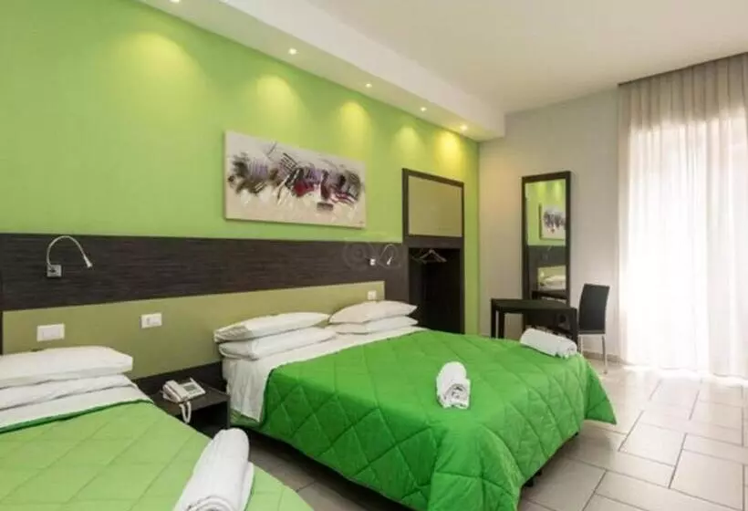 Hotelli Napoli Suite