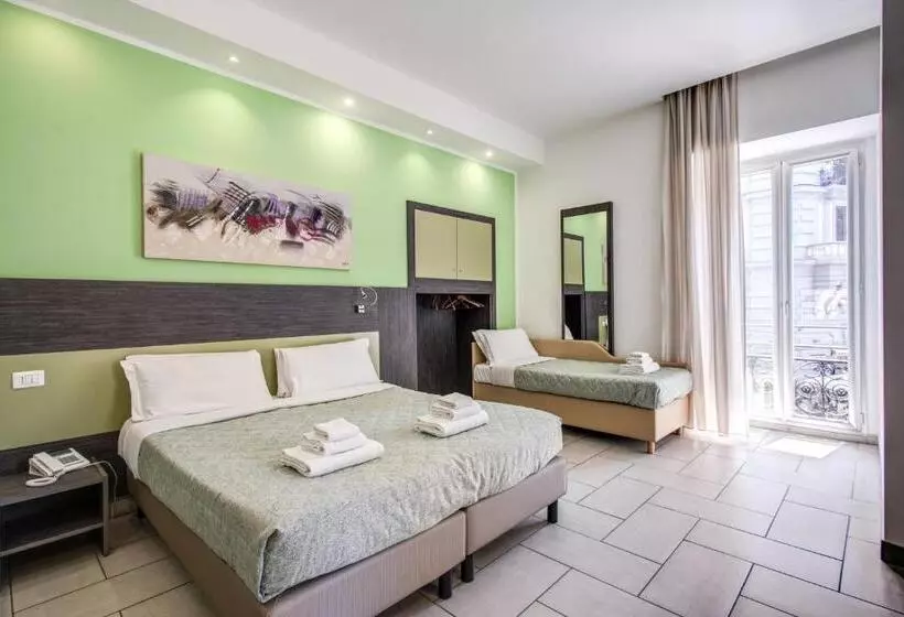 Hotelli Napoli Suite