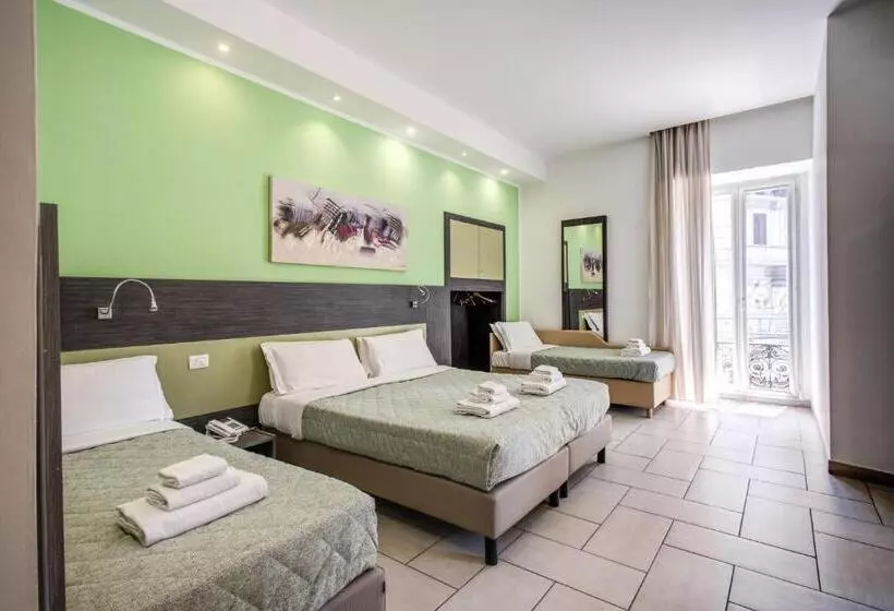 Hotelli Napoli Suite