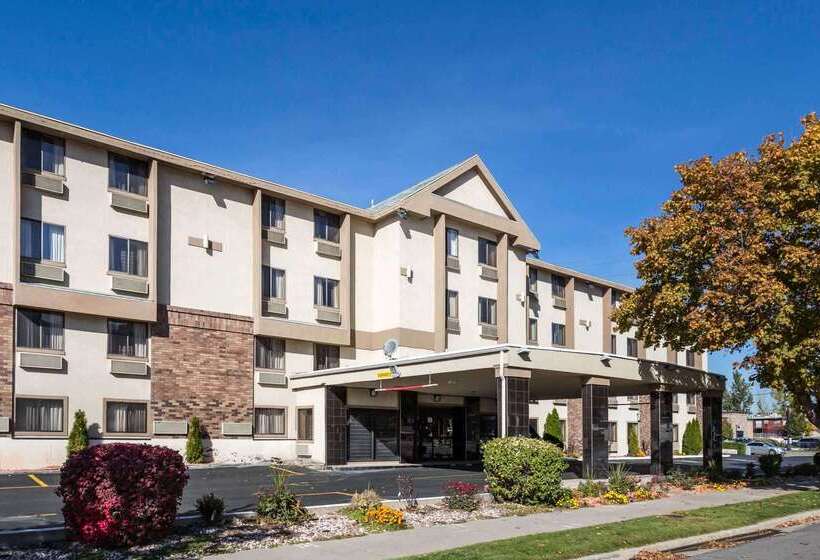 فندق Quality Inn Downtown