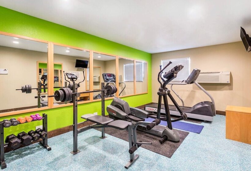 فندق Quality Inn Downtown