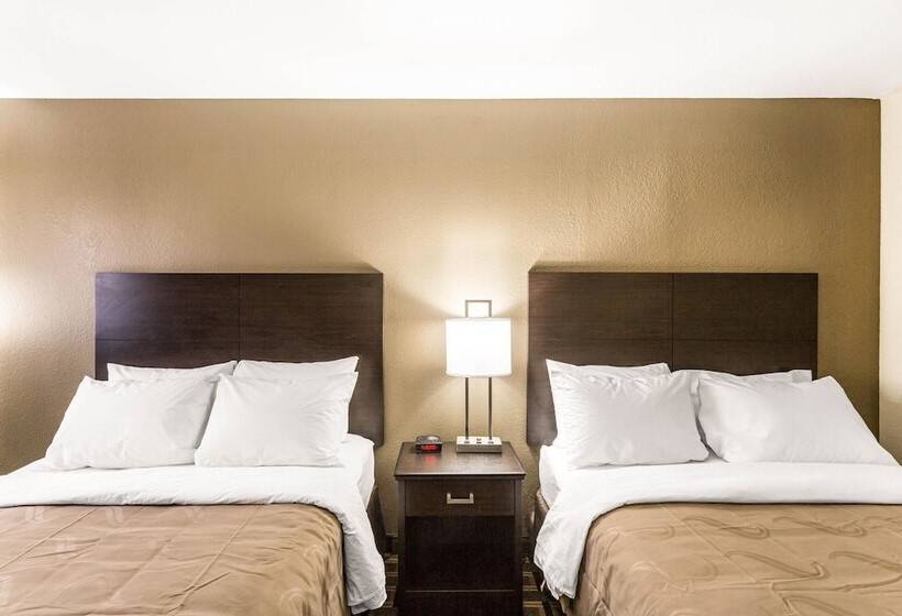 فندق Quality Inn Downtown
