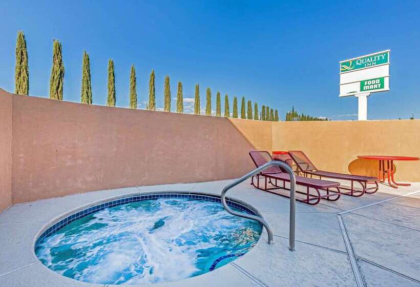 فندق Quality Inn