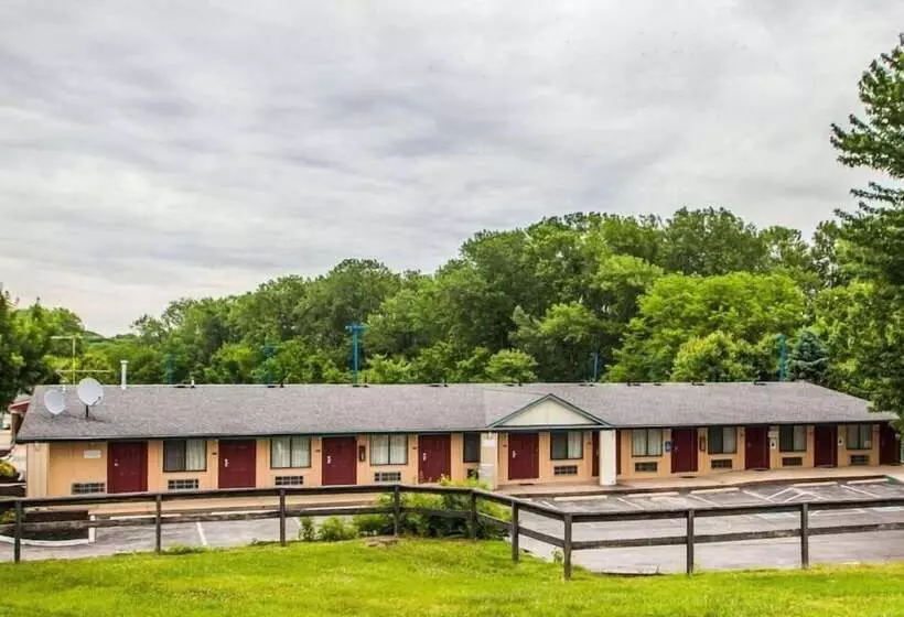 ホテル Relax Inn Saint Charles