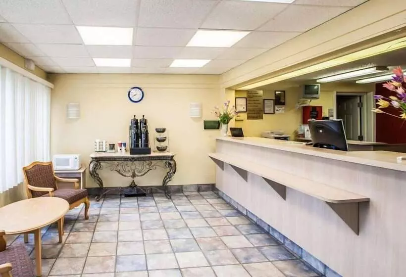ホテル Relax Inn Saint Charles