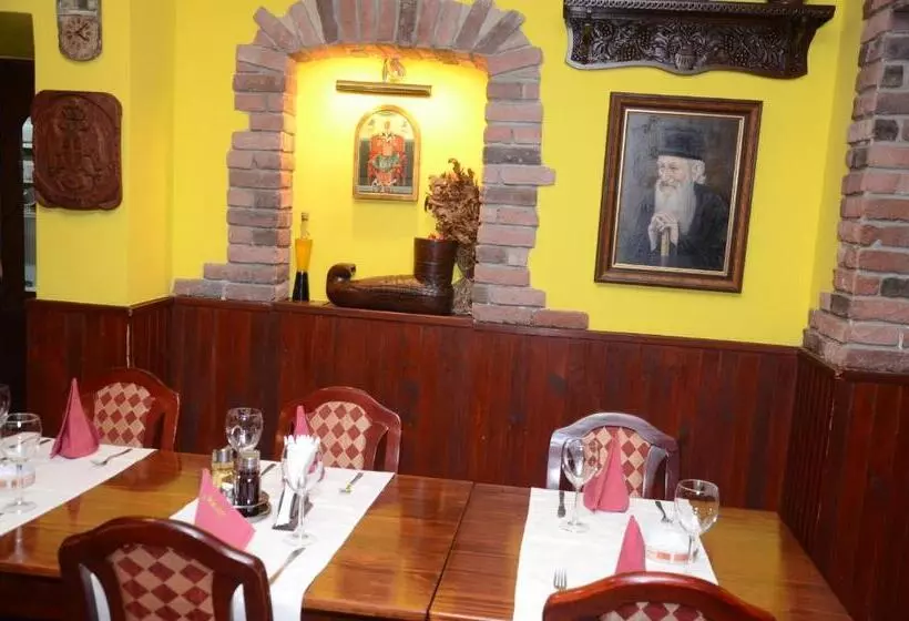 فندق Rooms Konak Mikan