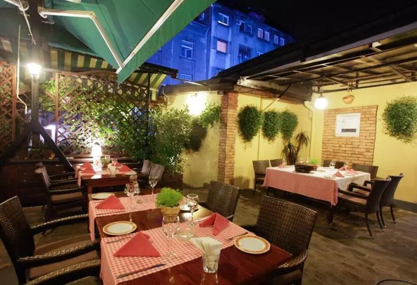 فندق Rooms Konak Mikan