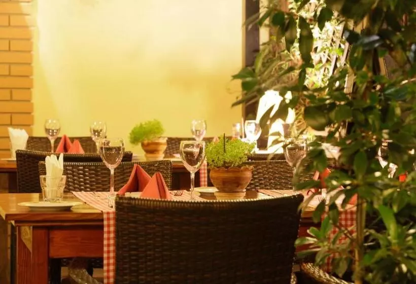 فندق Rooms Konak Mikan