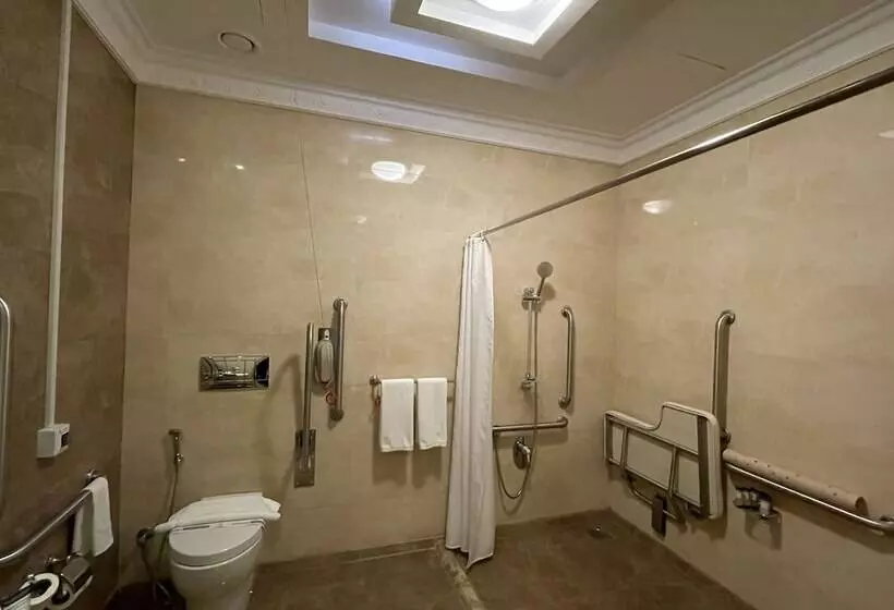 Hotel Royal Rose Abu Dhabi, A Curio By Hilton Affiliated