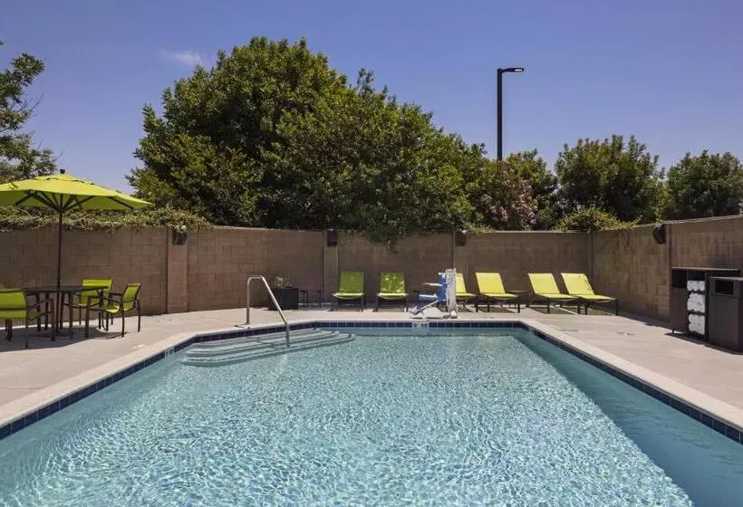 فندق Springhill Suites By Marriott Turlock