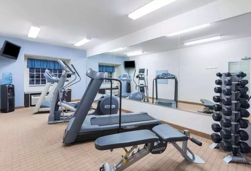 Microtel Inn And Suites Baton Rouge Airport