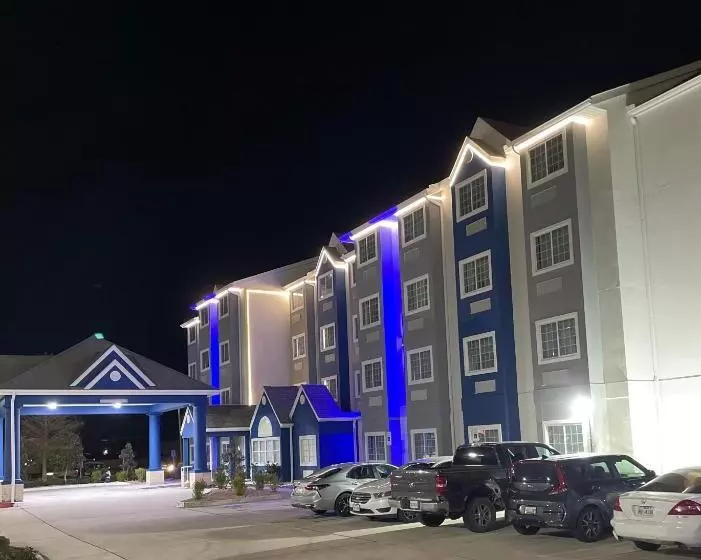 Microtel Inn And Suites Baton Rouge Airport