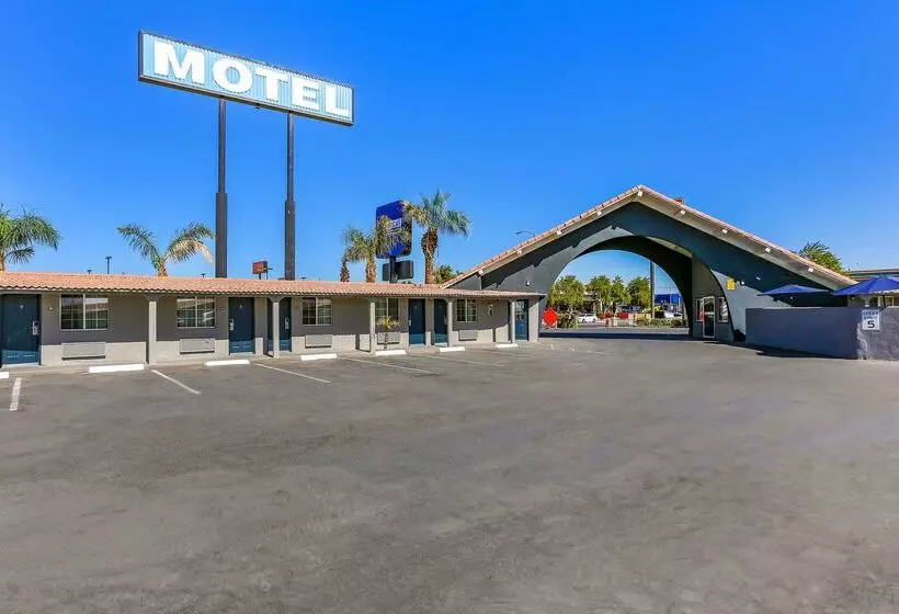 מוטל Americas Best Value Inn And Suites El Centro