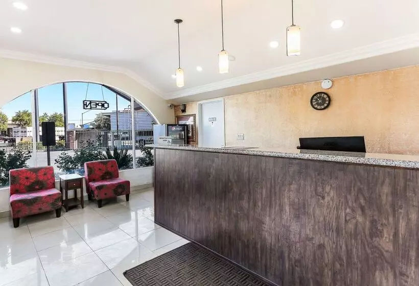 מוטל Americas Best Value Inn And Suites El Centro