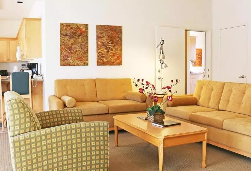 Raintree's Cimarron Golf Resort Palm Springs