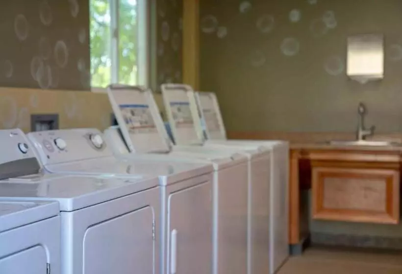 Raintree's Cimarron Golf Resort Palm Springs