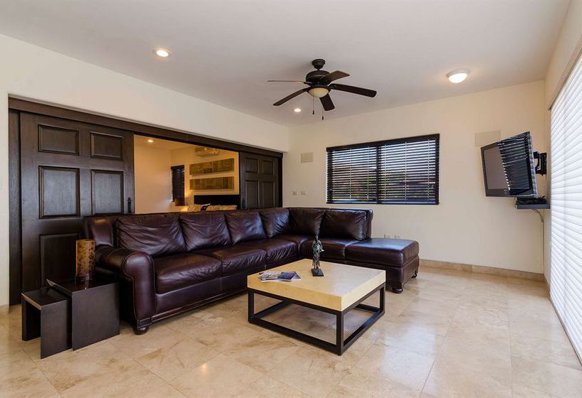 Ventanas Hotel & Residences