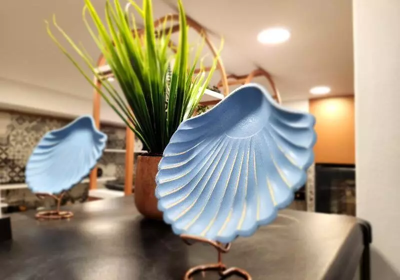 Hillside Studios & Apartments