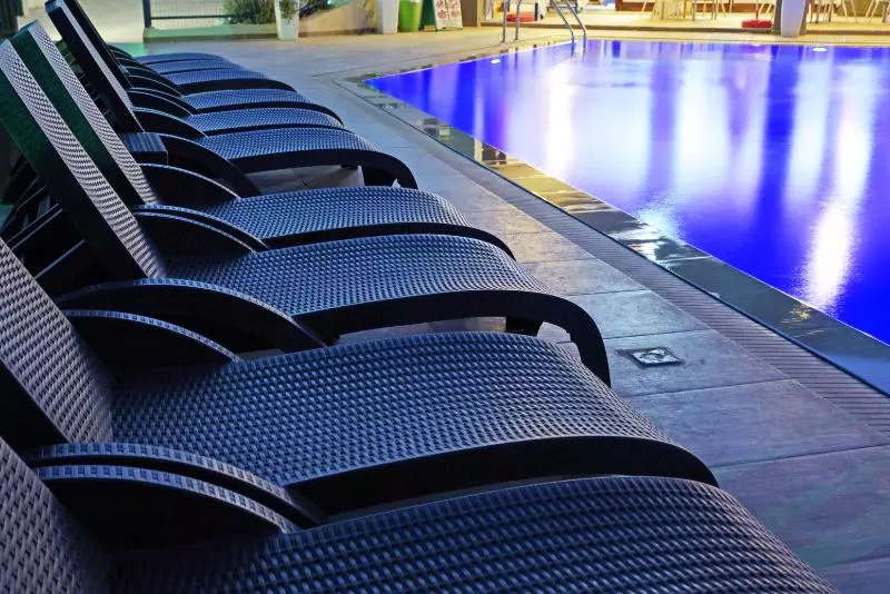 Hillside Studios & Apartments