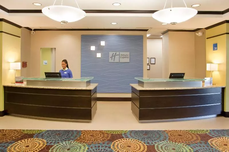 Holiday Inn Express Hotel & Suites St. Joseph By Ihg