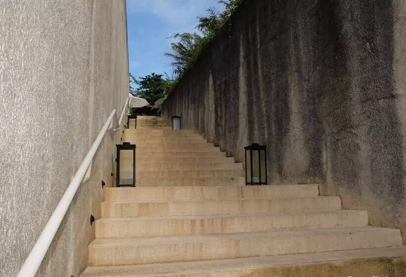 ホテル Asya Premier Suites