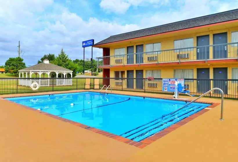酒店 Castle Inn & Suites Chickasha
