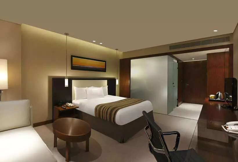 فندق Doubletree By Hilton Punechinchwad