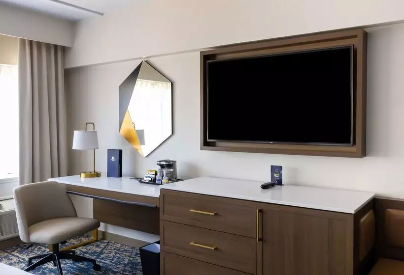 בית מלון כפרי Doubletree By Hilton Tinton Falls Eatontown