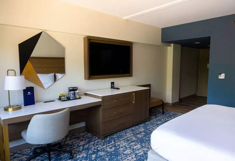 בית מלון כפרי Doubletree By Hilton Tinton Falls Eatontown