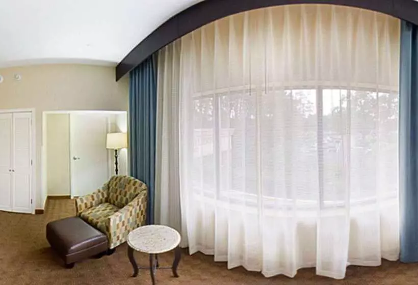 בית מלון כפרי Doubletree By Hilton Tinton Falls Eatontown