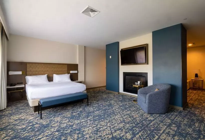 בית מלון כפרי Doubletree By Hilton Tinton Falls Eatontown