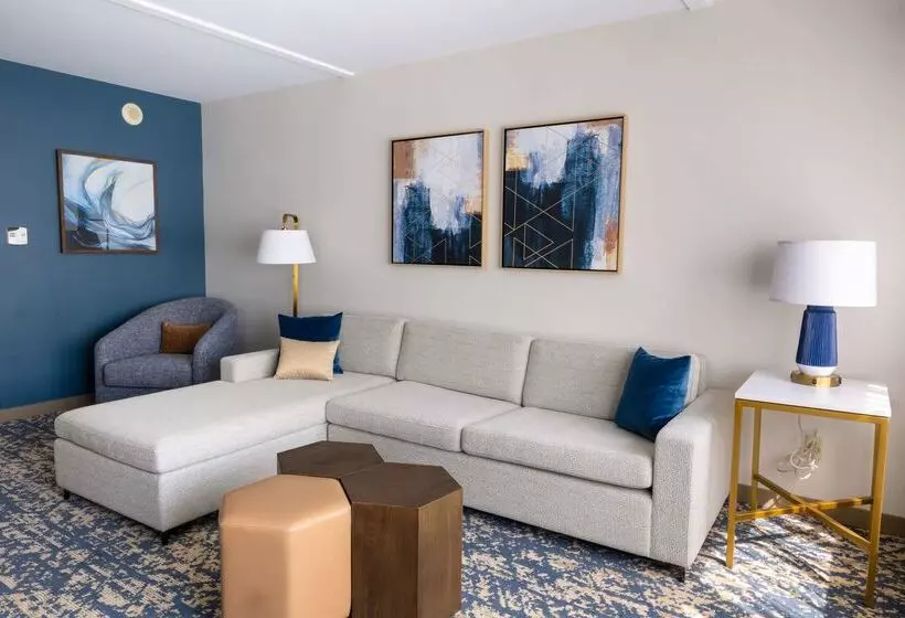 בית מלון כפרי Doubletree By Hilton Tinton Falls Eatontown