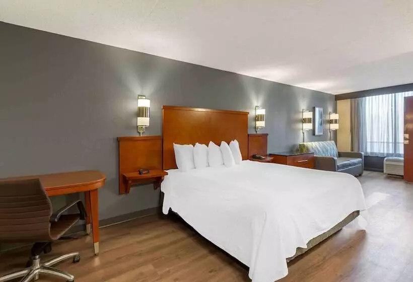 בית מלון כפרי Extended Stay America Premier Suites  Cleveland  Independence