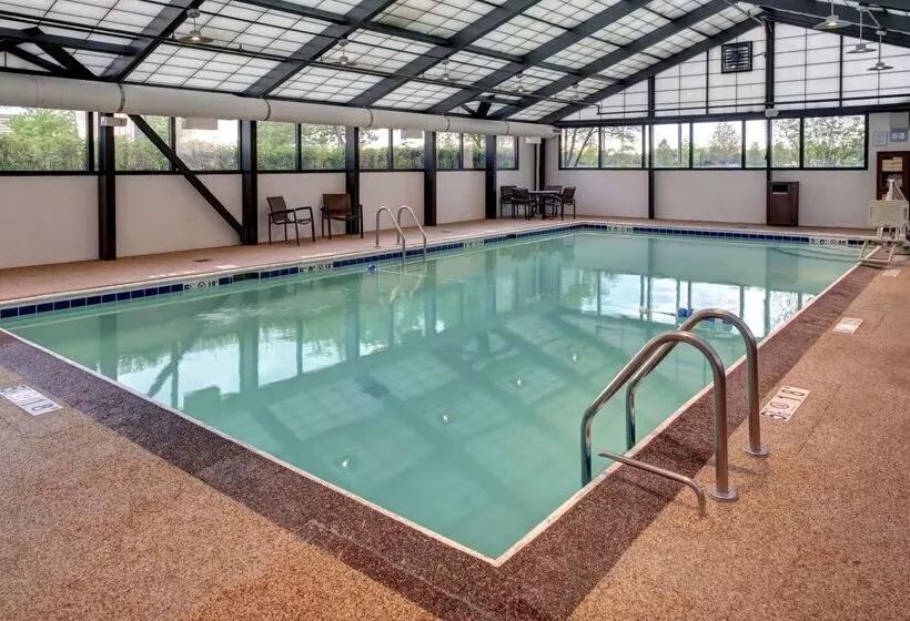 בית מלון כפרי Extended Stay America Premier Suites  Cleveland  Independence