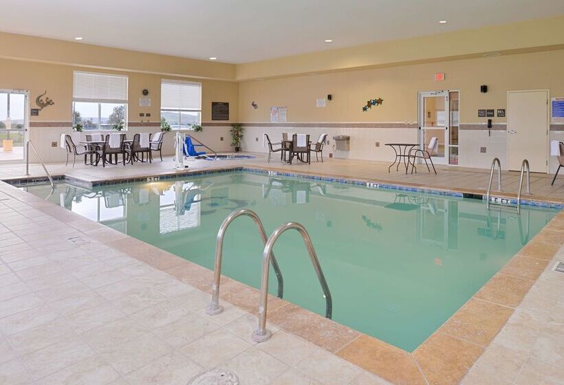 هتل Hampton Inn Alpine