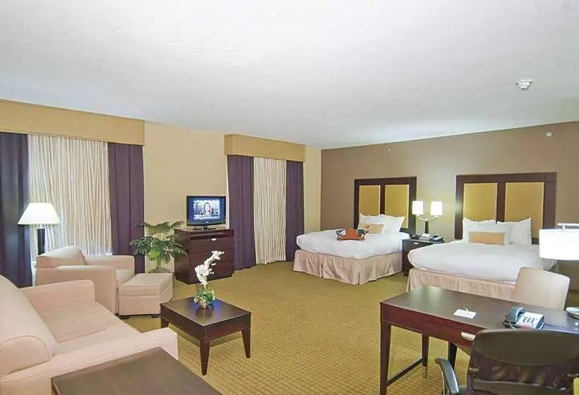 Hotelli Hampton Inn & Suites Decatur