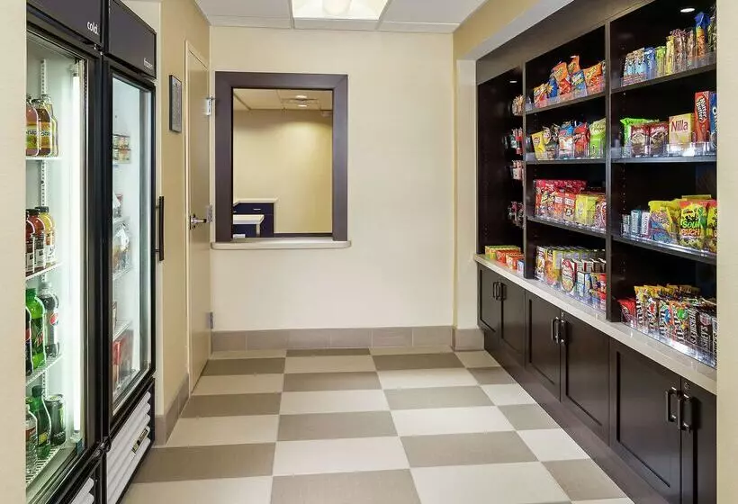 호텔 Hampton Inn & Suites San Bernardino