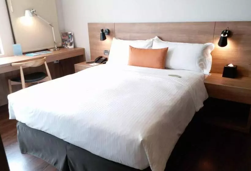 هتل Just Sleep Kaohsiung Zhongzheng