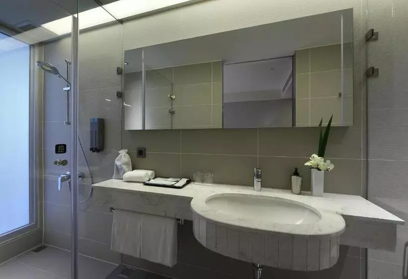 هتل Just Sleep Kaohsiung Zhongzheng