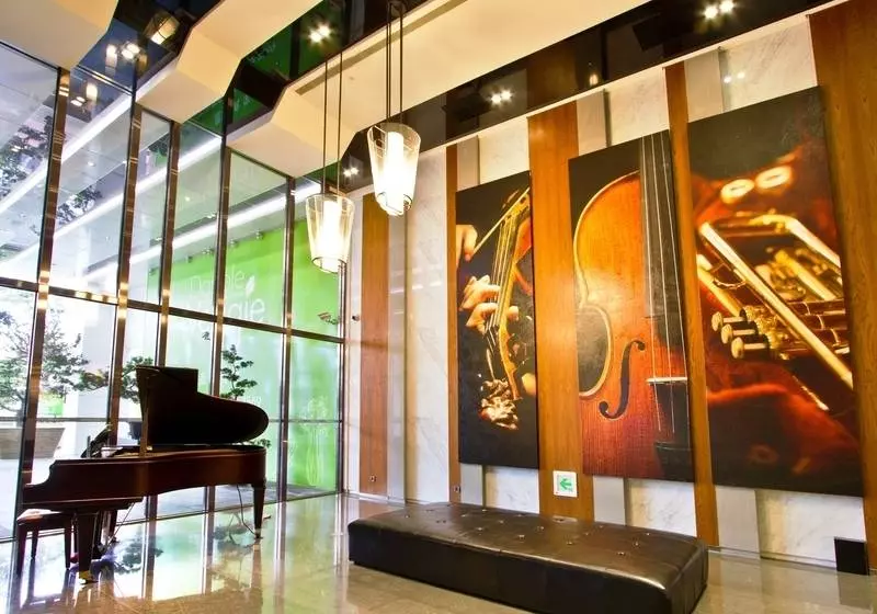 هتل Just Sleep Kaohsiung Zhongzheng