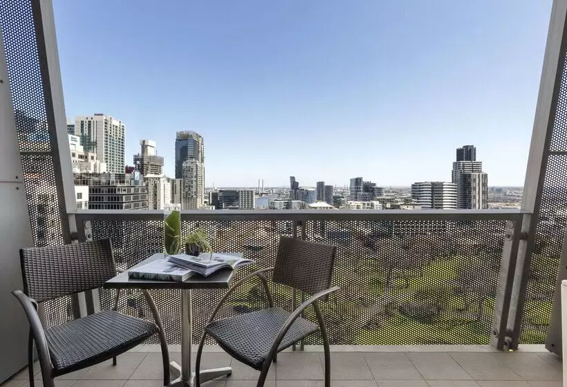 ホテル Oaks Melbourne On William Suites
