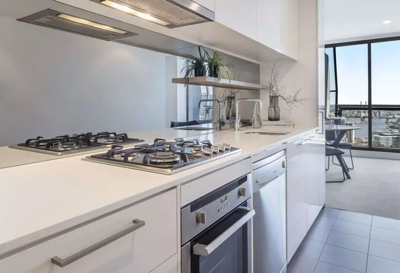 ホテル Oaks Melbourne On William Suites