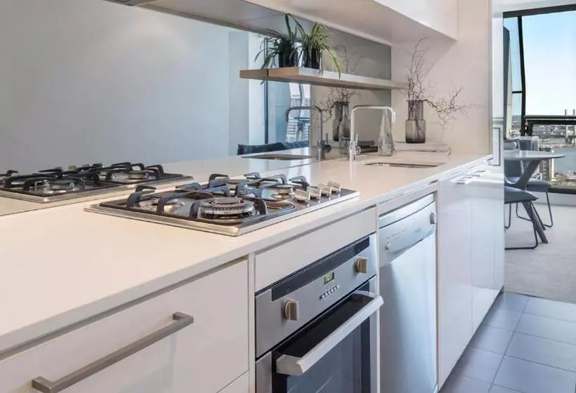 ホテル Oaks Melbourne On William Suites