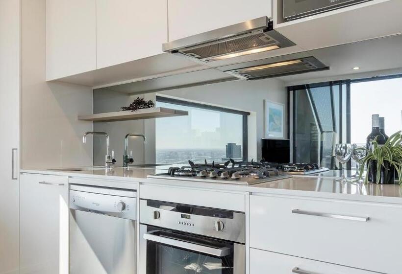 酒店 Oaks Melbourne On William Suites