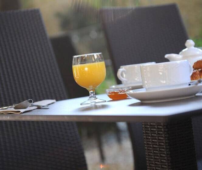 هتل Spa Le Calendal