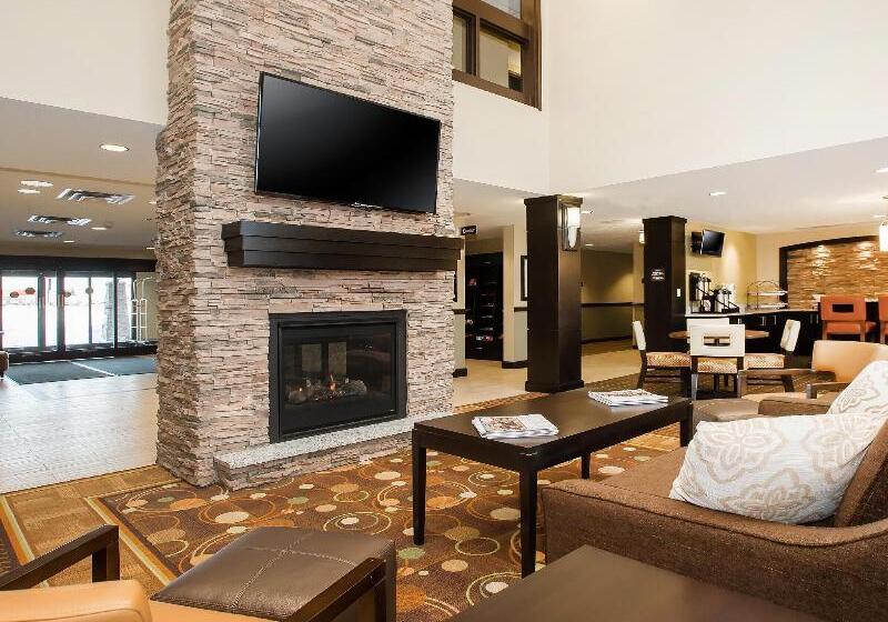 فندق Staybridge Suites West Edmonton, An Ihg