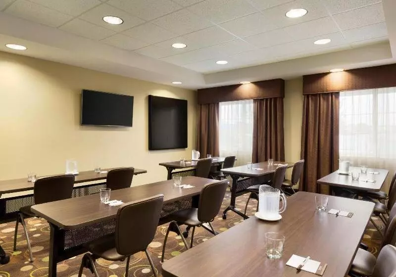 酒店 Staybridge Suites West Edmonton, An Ihg