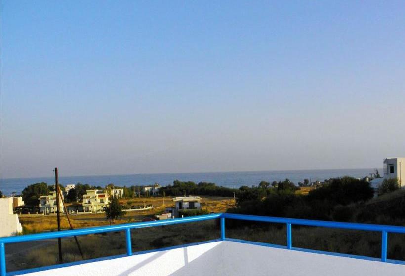 בית מלון כפרי Summer Breeze