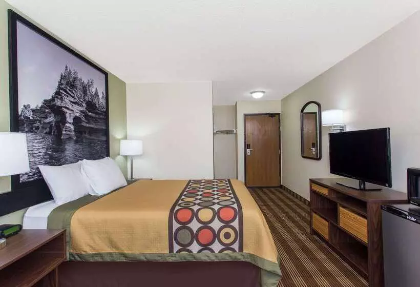 酒店 Super 8 By Wyndham Eau Claire I94