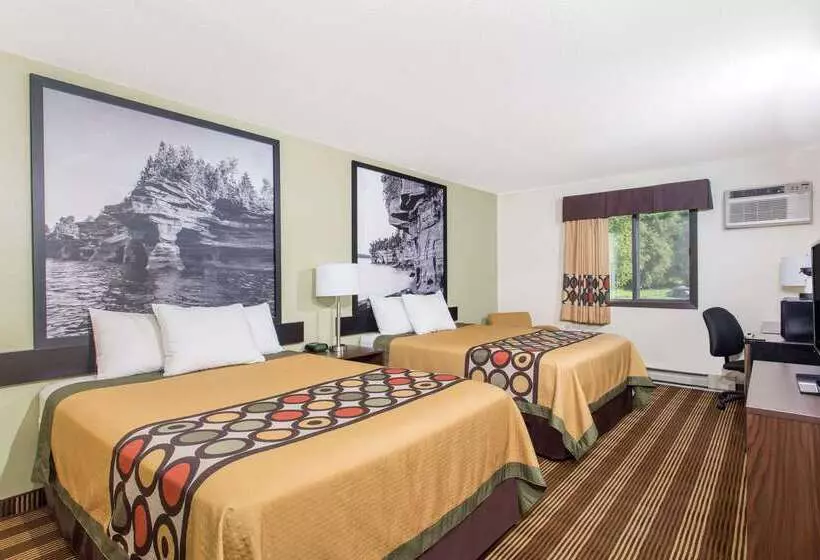 酒店 Super 8 By Wyndham Eau Claire I94